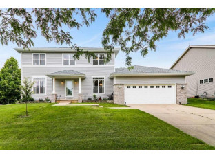 1013 Glacier Hill Dr Madison, WI 53704