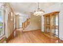 1013 Glacier Hill Dr, Madison, WI 53704