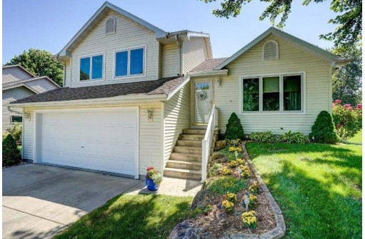 3709 Basalt Ln, Madison, WI 53719