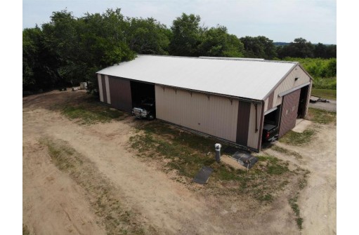 N5924 County Road F, Monticello, WI 53570