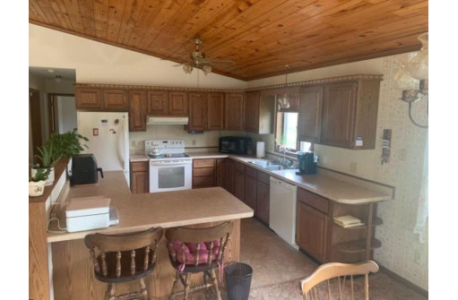 N5924 County Road F, Monticello, WI 53570