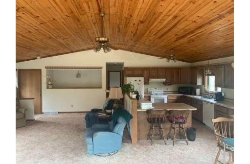 N5924 County Road F, Monticello, WI 53570