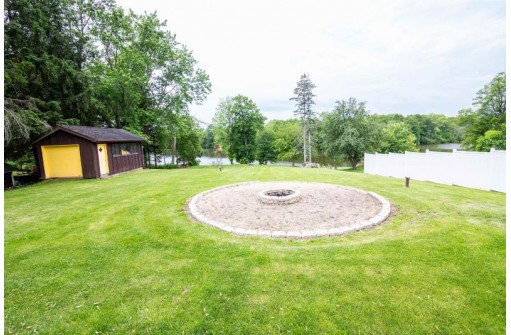 W3099 East Gate Dr, Watertown, WI 53094