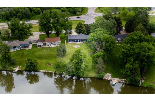 W3099 East Gate Dr, Watertown, WI 53094