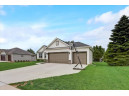 275 Autumn Crest Ln, Lake Mills, WI 53551