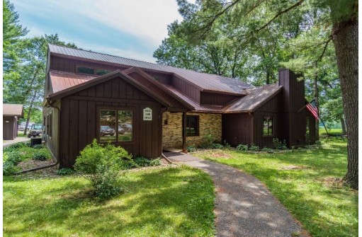 12 Oak Tr, Wisconsin Dells, WI 53965