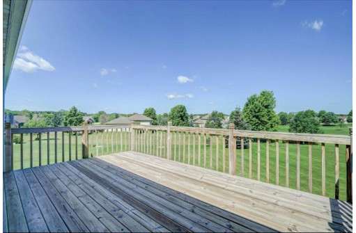 5233 Preservation Pl, Sun Prairie, WI 53590