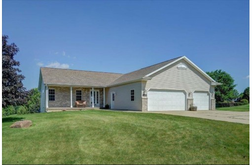 5233 Preservation Pl, Sun Prairie, WI 53590