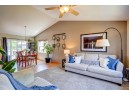 6822 Country Ln, Madison, WI 53719