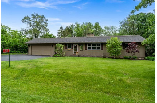 3537 S Duggan Rd, Beloit, WI 53511