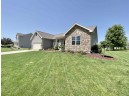 106 Caroline Ct, Beaver Dam, WI 53916