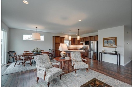 7127 Field Flower Way, Madison, WI 53718