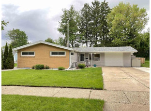 2139 15th Ave Monroe, WI 53566