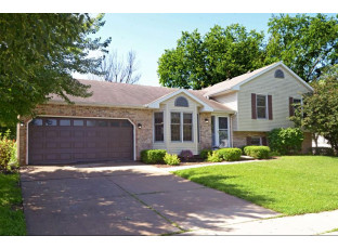 436 W Clover Ln Cottage Grove, WI 53527