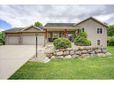 6905 Stockbridge Dr, Madison, WI 53718