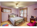 6905 Stockbridge Dr, Madison, WI 53718