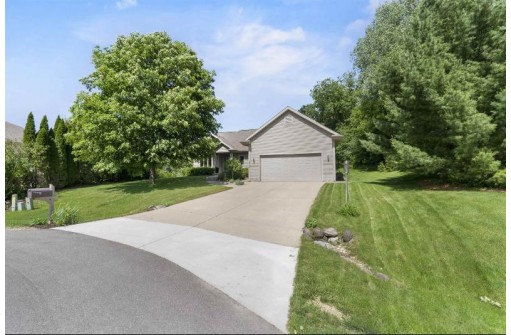 4746 Bergamot Way, Middleton, WI 53562