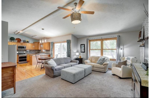 1202 Terapin Tr, Janesville, WI 53545