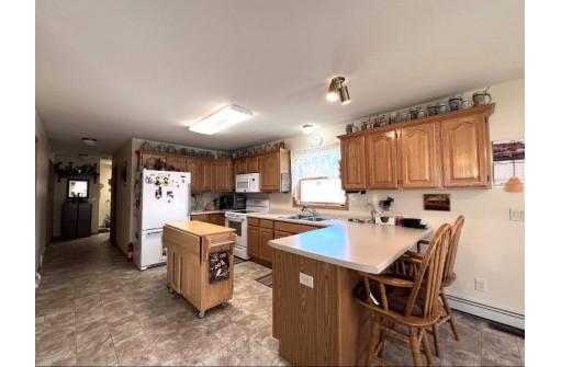 412 N Turner Ave, Viola, WI 54664