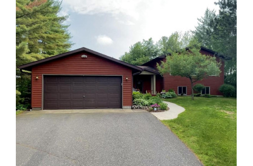 W129 Hildebrand Lake Dr, Rhinelander, WI 54501