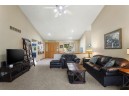 109 Hillcrest Ct, Columbus, WI 53925