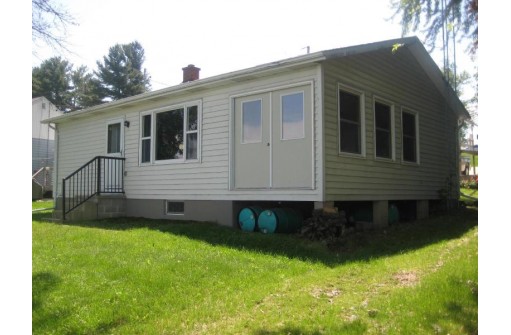 W2072 Melmar Dr, Markesan, WI 53946