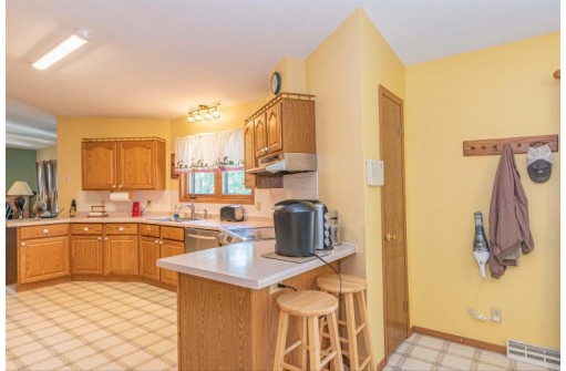 3828 8th Ave, Wisconsin Dells, WI 53965