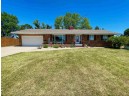 140 Eastland Dr, Clinton, WI 53525