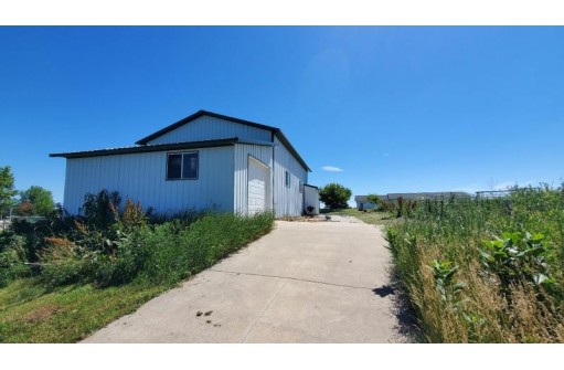 N1817 Brunkow Rd, Juda, WI 53550