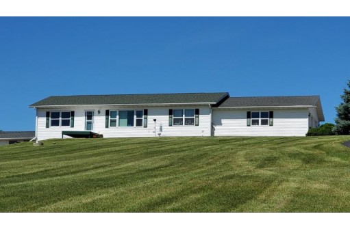 N1817 Brunkow Rd, Juda, WI 53550