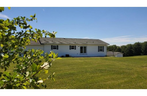 N1817 Brunkow Rd, Juda, WI 53550