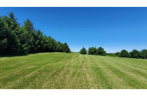 N1817 Brunkow Rd, Juda, WI 53550