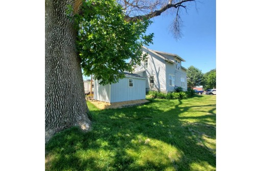 734 S Adams St, Lancaster, WI 53813