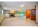 616 Woodview Dr, Sun Prairie, WI 53590