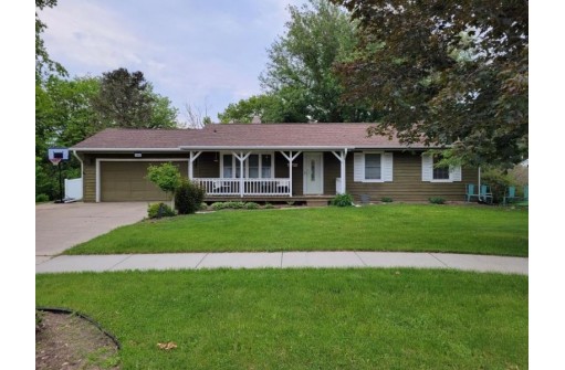 1954 River View Dr, Janesville, WI 53546