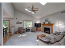 2913 Wayland Dr, Madison, WI 53713