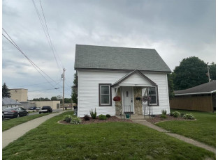 315 W Benton St Tomah, WI 54660