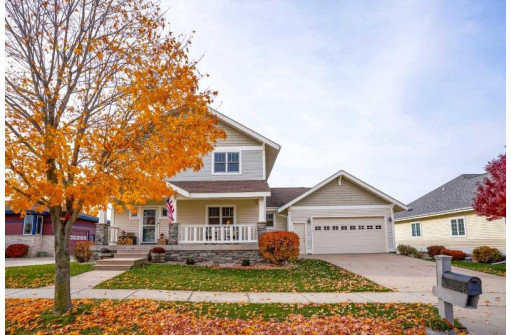 1211 Wenzel Way, Waunakee, WI 53597