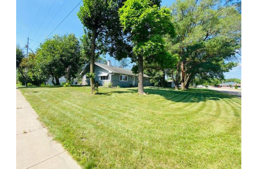 605 Lincoln St, Mauston, WI 53948