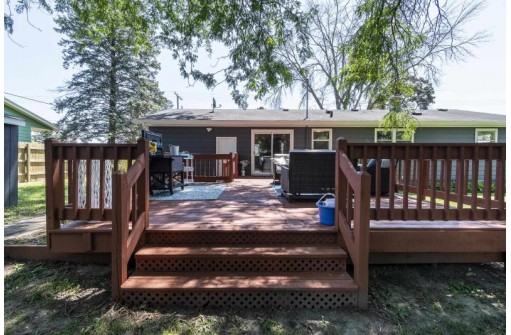 1026 Columbus St, Sun Prairie, WI 53590