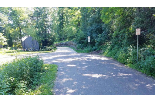 LOT 83 Tall Oaks Rd, Waunakee, WI 53597-9018