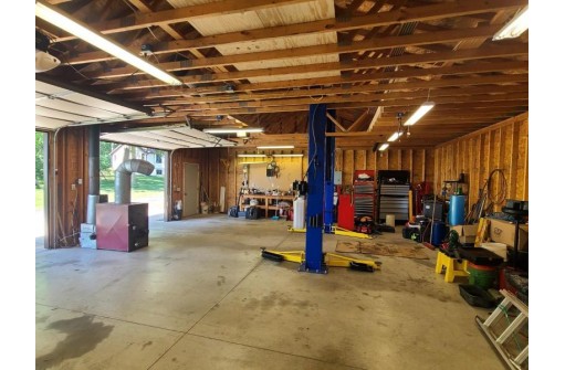 12235 W Skinner Rd, Brodhead, WI 53520