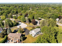 15605 Mark Dr, Brookfield, WI 53005