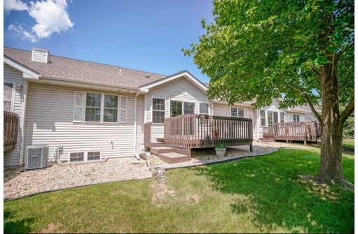 635 Cardinal Way, Sun Prairie, WI 53590