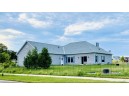 623 Stonefield Ln, Whitewater, WI 53190