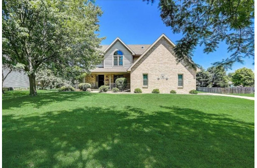 6022 Fairfax Ln, Madison, WI 53718