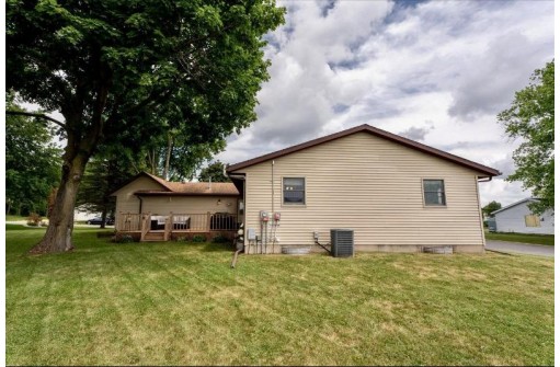 3317 Brugger Pl, McFarland, WI 53558