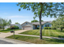 1344 Swordleaf Ln, Sun Prairie, WI 53590