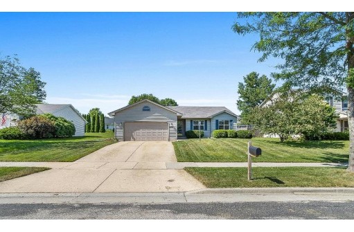 1344 Swordleaf Ln, Sun Prairie, WI 53590