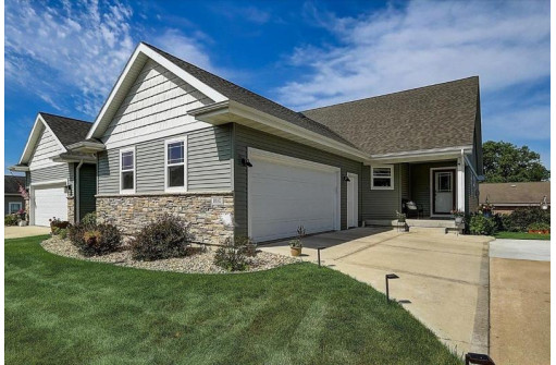 1810 Dondee Rd, Madison, WI 53716